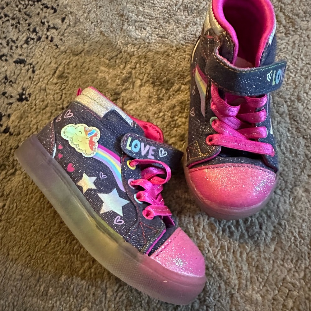 Girls shoes sz 7
